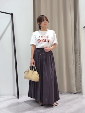 「Jena espace merveilleux(ジェナ エスパスメルヴェイユ)の〈7/17インスタライブご紹介アイテム〉【接触冷感】ロゴスムースTシャツ(Tシャツ/カットソー、ホワイト系)」を使った、monchankhさん(レディース・149cm)の夏コーディネート