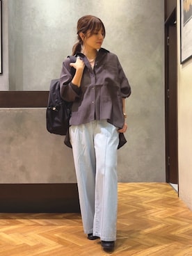 「Jena espace merveilleux（ジェナ　エスパスメルヴェイユ）の【ドライタッチ/通気性◎】バックシャーリングシャツ（シャツ/ブラウス、グレー系）」を使った、monchankhさん（レディース・149cm）の春コーディネート