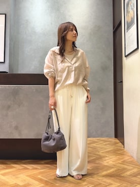 「Jena espace merveilleux(ジェナ エスパスメルヴェイユ)のシアースキッパーブラウス(シャツ/ブラウス、グレー系)」を使った、monchankhさん(レディース・149cm)の夏コーディネート