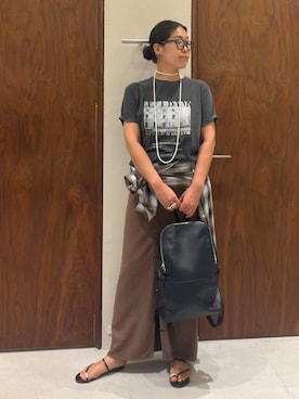 「GALLARDAGALANTE（ガリャルダガランテ）の【GOOD ROCK SPEED】LIFE Tee/LEFT BANK（Tシャツ/カットソー、グレー系）」を使った、ggmichiiさん（レディース・168cm）の夏コーディネート