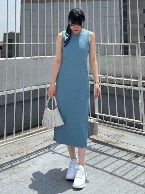 ラコステ本革スニーカー白　37 22.5〜23センチ新品未使用 ラコステ本革スニーカー白 37 22.5〜23センチ新品未使用 2025年