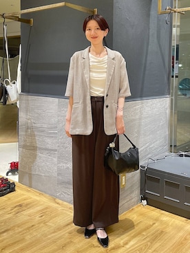 「A part by（アパートバイ）のイージーストレートパンツ（西装休闲裤、ブラウン系）」を使った、apartby32さん（レディース・168cm）の夏コーディネート