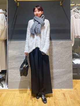 「アイテム（ストール/ショール）」を使った、apartby32さん（レディース・168cm・20代）の秋コーディネート