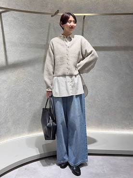 「A part by（アパートバイ）の【LA FINE BOUCHEコラボ】ストライプシャツ（シャツ/ブラウス、ベージュ系）」を使った、apartby32さん（レディース・168cm）の秋コーディネート