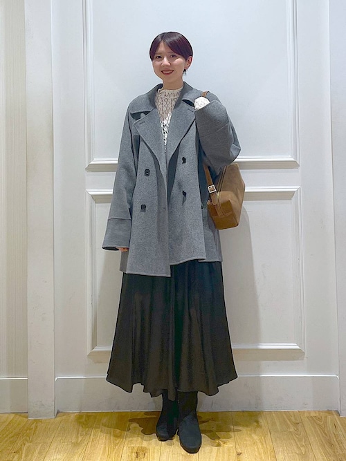 A part by（アパートバイ）の「カシープミドルジャケット