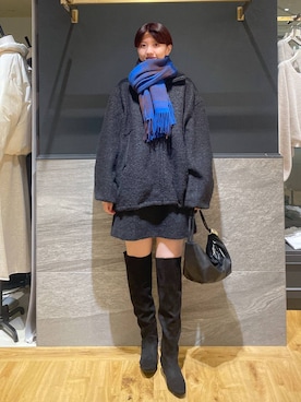 「アイテム（ストール/ショール）」を使った、apartby32さん（レディース・168cm）の秋コーディネート