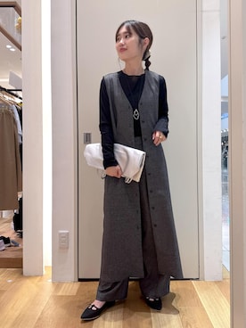 「アイテム（ジャンパースカート）」を使った、kariさん（レディース・162cm）の秋コーディネート