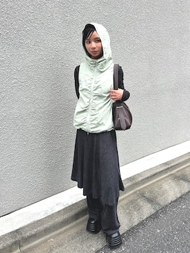 「FEKETE（フェケテ）のアイテム（ベスト、グリーン系）」を使った、hitomiimaさん（レディース・152cm）の夏コーディネート