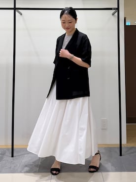 「INDIVI（インディヴィ）の【洗える／メッシュ素材／SETUP可能】半袖シアージャケット（テーラードジャケット、ブラック系）」を使った、shihoさん（レディース・161cm）の夏コーディネート