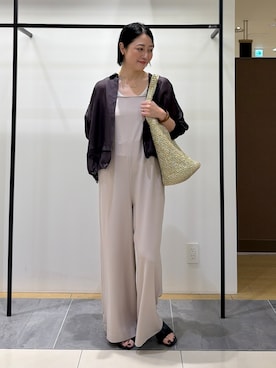 「INDIVI（インディヴィ）の【洗える／2WAY】ドロスト付 シアーシャンブレーシャツ（シャツ/ブラウス、ブラウン系）」を使った、shihoさん（レディース・161cm）の夏コーディネート
