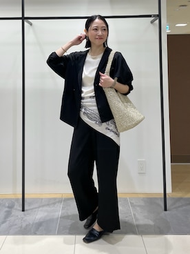 「TAKEO KIKUCHI（タケオキクチ）のアイテム（パンツ）」を使った、shihoさん（レディース・160cm）の春コーディネート