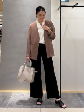 「INDIVI（インディヴィ）の【洗える／SETUP可能】スキッパーブラウス（シャツ/ブラウス、ホワイト系）」を使った、shihoさん（レディース・161cm）の夏コーディネート