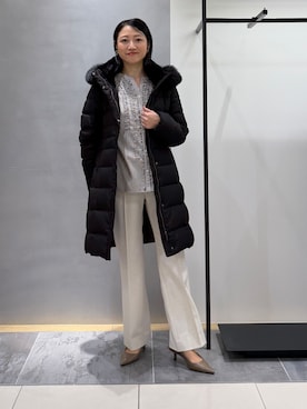 「INDIVI（インディヴィ）の【名品／撥水／抗菌防臭】ロング丈リサイクルダウンコート（ダウンジャケット/コート、ブラック系）」を使った、shihoさん（レディース・161cm）の秋コーディネート