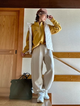 「アイテム（ダウンベスト）」を使った、youさん（レディース・158cm）の秋コーディネート