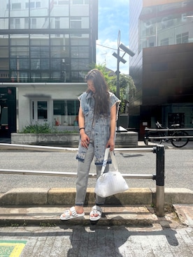 「ARMANI EXCHANGE（アルマーニエクスチェンジ）のアイテム（デニムジャケット、ブルー系）」を使った、Fuji☺︎Kさん（レディース・154cm）の春コーディネート