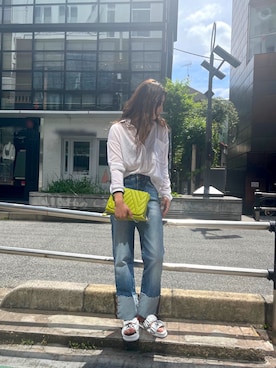 「ARMANI EXCHANGE（アルマーニエクスチェンジ）の【A|X アルマーニ エクスチェンジ】A|Xロゴ　キルティングデニムショルダーバッグ（ショルダーバッグ、ブルー系）」を使った、Fuji☺︎Kさん（レディース・154cm）の春コーディネート