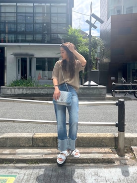 「ARMANI EXCHANGE（アルマーニエクスチェンジ）の【A|X アルマーニ エクスチェンジ】A|Xロゴ　キルティングデニムショルダーバッグ（ショルダーバッグ、ブルー系）」を使った、Fuji☺︎Kさん（レディース・154cm）の春コーディネート