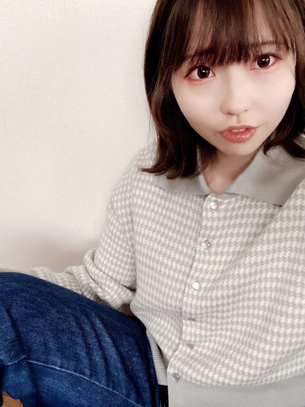 「オトナカジュアル、プチプラ、低身長コーデ、古着、千鳥柄、デニムっていいよね」｜「usedのアイテム（デニムパンツ、ブルー系）」を使った、あみぴさん（レディース・150cm）の夏コーディネートの1枚目の写真
