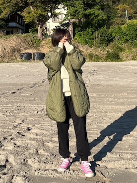 「海」｜「アイテム（ノーカラージャケット）」を使った、mizukiさん（レディース・150cm）の冬コーディネート