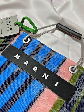 「MARNI MARKET（マルニマーケット）のアイテム（トートバッグ、ブルー系）」を使った、OFF PRODUCTさん（メンズ・170cm）の夏コーディネート