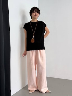 「BABYLONE（バビロン）のリネンレーヨンイージーパンツ（その他パンツ、ピンク系）」を使った、のんさん（レディース・162cm）の夏コーディネート
