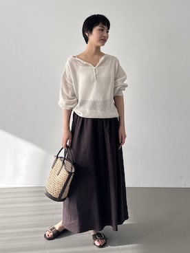 「BABYLONE（バビロン）のリネンレーヨンスカート（スカート、ブラウン系）」を使った、のんさん（レディース・162cm）の春コーディネート