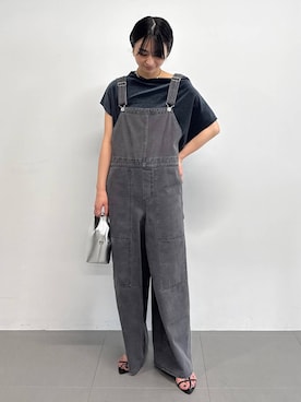 「アイテム（サロペット/オーバーオール、グレー系）」を使った、のんさん（レディース・162cm）の夏コーディネート
