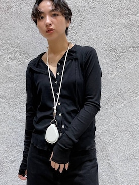 「＋81BRANCA（ハチイチブランカ）の【81BRANCA / GENSEI×BABYLONE】シアーカーディガン（カーディガン/ボレロ、ブラック系）」を使った、のんさん（レディース・162cm）の夏コーディネート