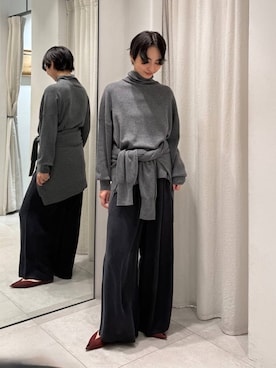 「HENRI EN VARGO（ヘンリエンヴァーゴ）の【HENRI EN VARGO】＜別注＞ポインテッドフラット（パンプス、レッド系）」を使った、のんさん（レディース・162cm）の秋コーディネート