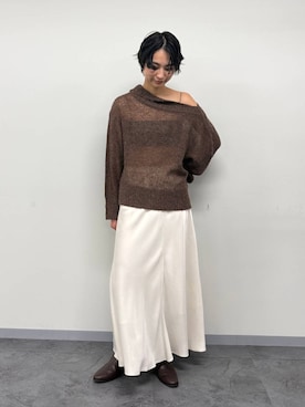 「BABYLONE（バビロン）のアルパカオフショルニット（ニット/セーター、ブラウン系）」を使った、のんさん（レディース・162cm）の秋コーディネート