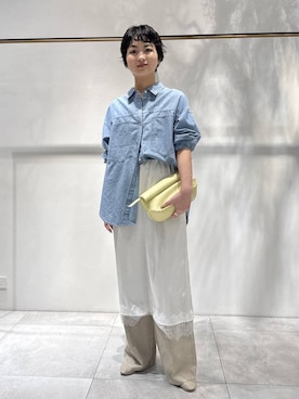 「BABYLONE（バビロン）のシャンブレーワークシャツ（シャツ/ブラウス、ブルー系）」を使った、のんさん（レディース・162cm）の春コーディネート