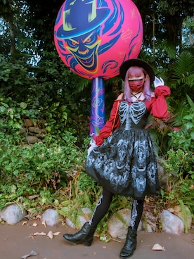 「halloween」｜「アイテム（ワンピース/ドレス）」を使った、Emma Potterさん（レディース・168cm）の秋コーディネート