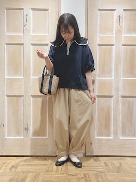 「配色」｜「アイテム（その他）」を使った、かわかみさん（レディース・161cm）の春コーディネート