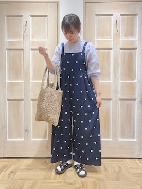 「Samansa Mos2（サマンサ モスモス）のアイテム（オールインワン・サロペット）」を使った、かわかみさん（レディース・161cm）の春コーディネート
