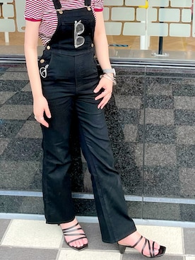 「one after another NICE CLAUP（ワンアフターアナザーナイスクラップ）のアイテム（オールインワン・サロペット）」を使った、ユカリさん（レディース・158cm）の秋コーディネート
