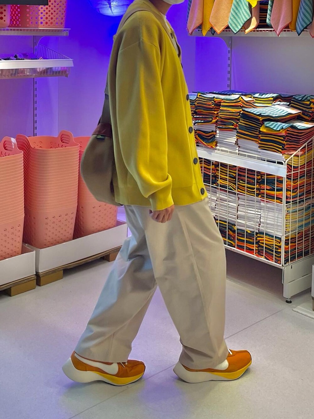 nike moon racer qs monarch