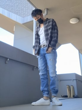 「DIESEL（ディーゼル）のアイテム」を使った、磨木師さん（メンズ・176cm）の秋コーディネート