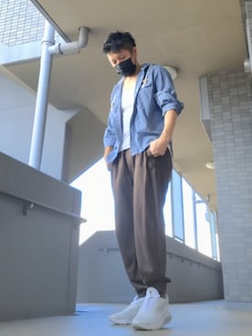 「アイテム（スウェットパンツ）」を使った、磨木師さん（メンズ・176cm・40代）の秋コーディネート