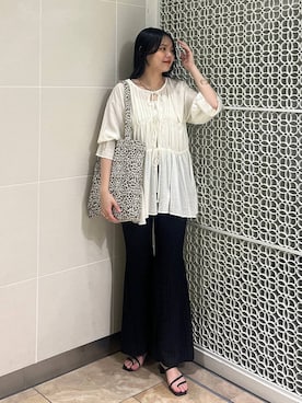 「アイテム（チョーカー）」を使った、こはるさん（レディース・167cm）の秋コーディネート