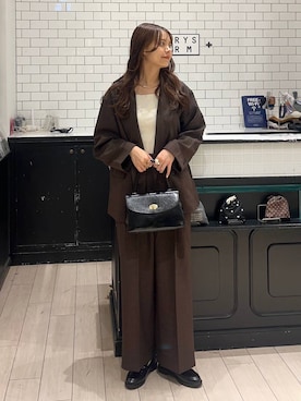 「アイテム（チョーカー）」を使った、こはるさん（レディース・167cm・20代）の秋コーディネート