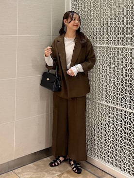 「アイテム（ボストンバッグ）」を使った、こはるさん（レディース・167cm）の秋コーディネート