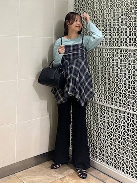 「アイテム（チョーカー、ゴールド系）」を使った、こはるさん（レディース・167cm）の秋コーディネート