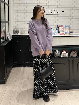 「アイテム（チョーカー）」を使った、こはるさん（レディース・167cm）の秋コーディネート