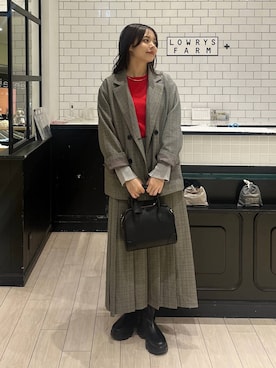 「アイテム（チョーカー）」を使った、こはるさん（レディース・167cm）の秋コーディネート