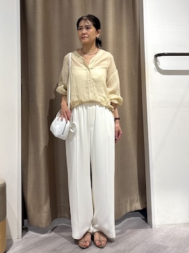 「Jena espace merveilleux(ジェナ エスパスメルヴェイユ)の裾リボンガーゼシャツ(シャツ/ブラウス、イエロー系)」を使った、すがのさん(レディース・160cm)の夏コーディネート