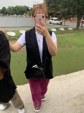 「A.P.C.（アーペーセー）のアイテム（ショルダーバッグ、ブラック系）」を使った、ヒナさん（レディース・163cm）の春コーディネート