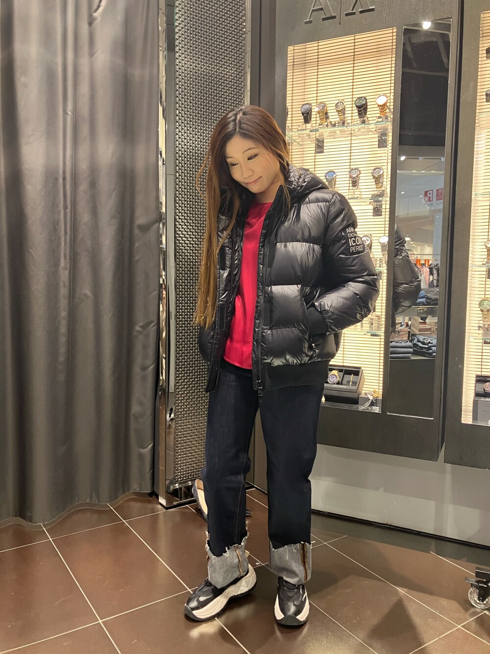「カジュアルコーデ、AXchanger、アルマーニエクスチェンジ、ARMANIEXCHANGE、ダウンコート、シンプルスタイル」｜「ARMANI EXCHANGEの【A|X アルマーニ エクスチェンジ】ICON フーデッドダウンジャケット（ダウンジャケット/コート、ブラック系）」を使った、SHIRA★TAMAさん（レディース・153cm）の冬コーディネートの1枚目の写真