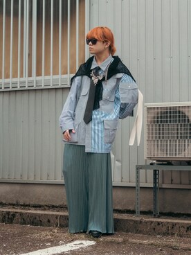 エアリーに揺れる 裾メローフレアプリーツパンツを使ったメンズ人気ファッションコーディネート Wear