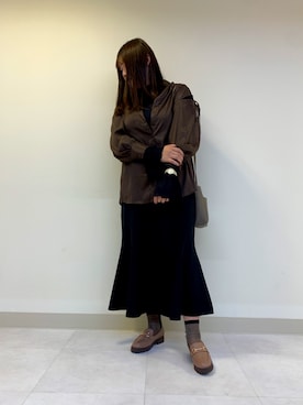 「トラックソールローファー」｜✨HIMIKO　神戸阪急店✨さん（レディース・170cm）の秋コーディネート