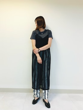 「ストライプパンツ」｜✨HIMIKO　神戸阪急店✨さん（レディース・170cm）の秋コーディネート